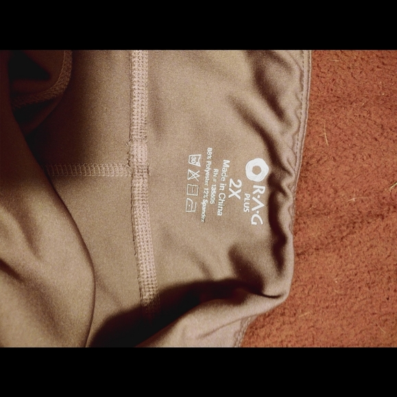 Plus size leggings - Picture 2 of 7